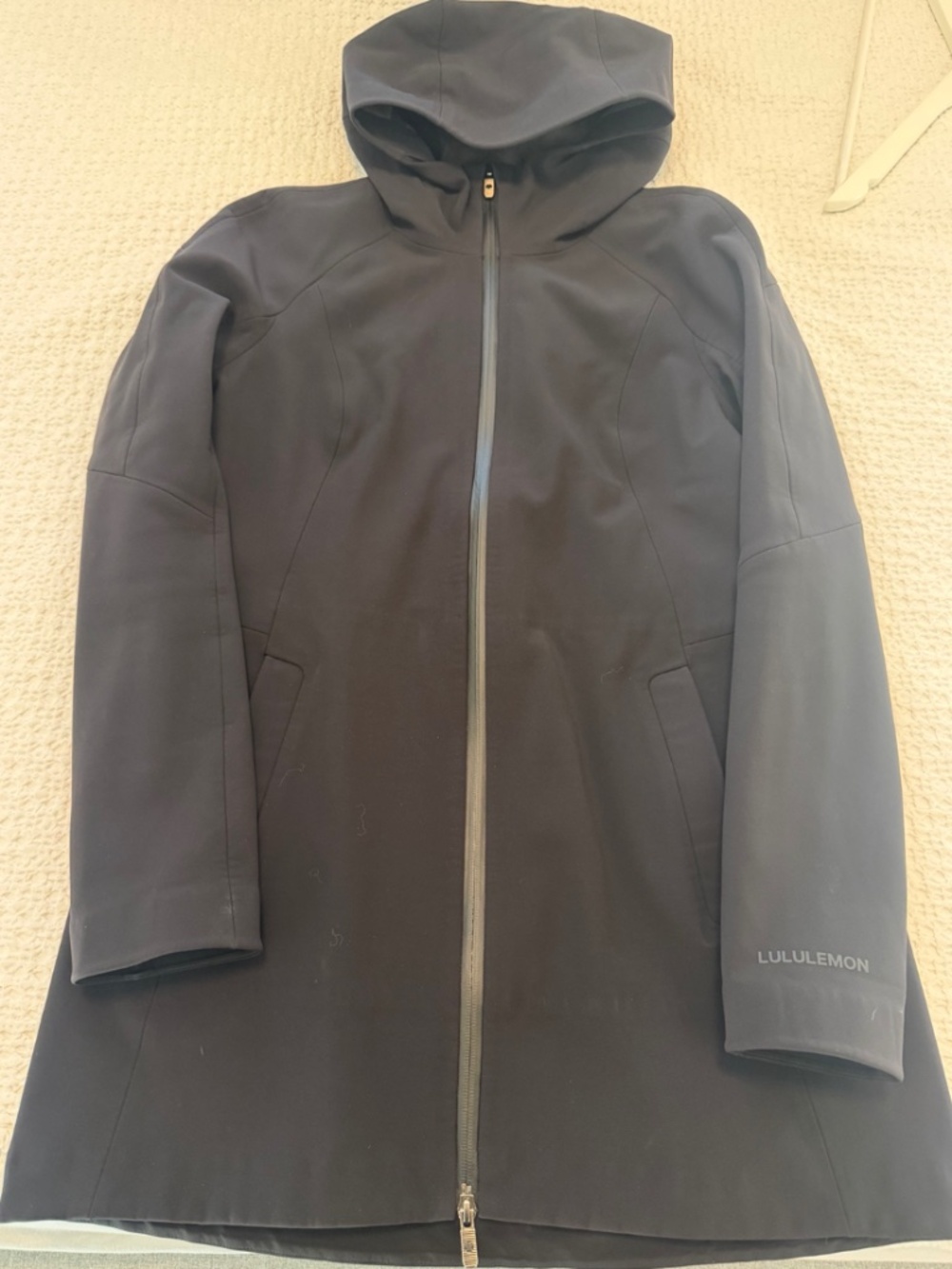 Lululemon Fleece-Lined Hooded Raincoat | Black | Size 8